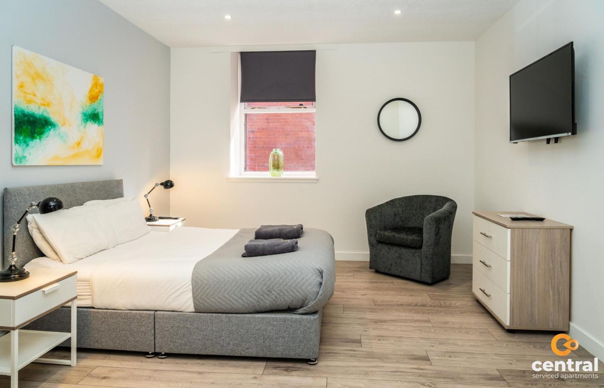 Central Serviced Apartments - 2 Bedroom - Walk Away From City Centre & Universities - Sleeps 4 - 3 X Double Beds - Smart Tvs In All Rooms - Short Term Stays Welcome - Walk Away From Train & Bus Station - Preferred Location For Short Stay In Dundee Extérieur photo