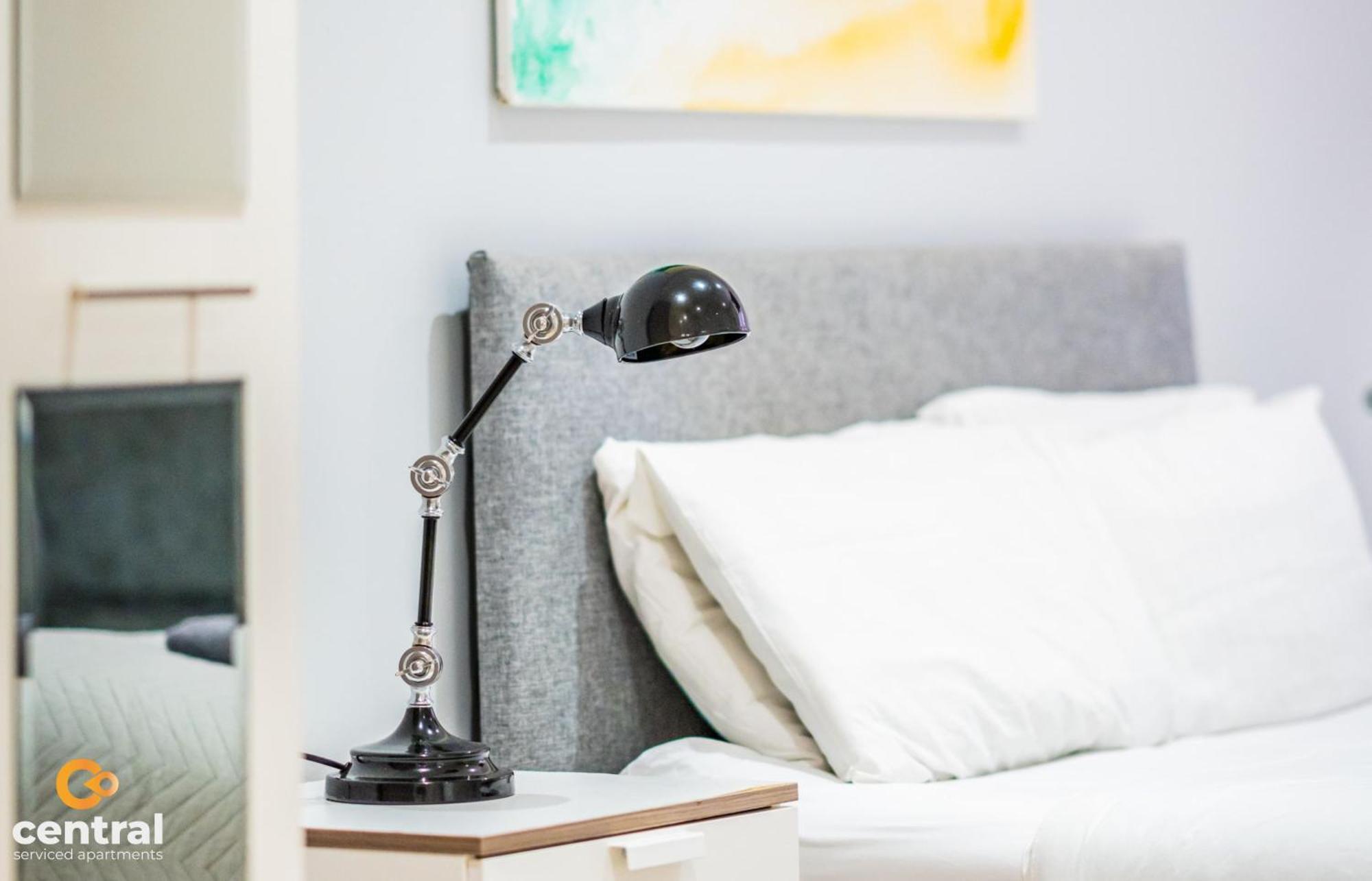 Central Serviced Apartments - 2 Bedroom - Walk Away From City Centre & Universities - Sleeps 4 - 3 X Double Beds - Smart Tvs In All Rooms - Short Term Stays Welcome - Walk Away From Train & Bus Station - Preferred Location For Short Stay In Dundee Extérieur photo