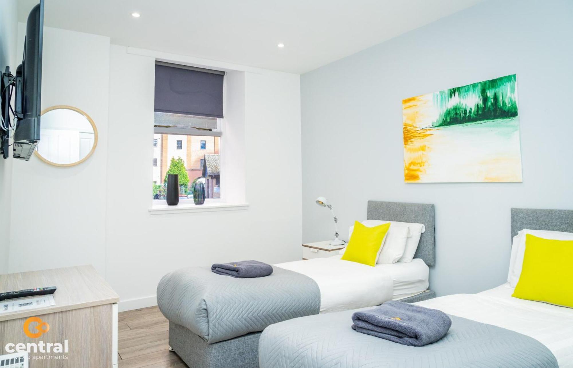 Central Serviced Apartments - 2 Bedroom - Walk Away From City Centre & Universities - Sleeps 4 - 3 X Double Beds - Smart Tvs In All Rooms - Short Term Stays Welcome - Walk Away From Train & Bus Station - Preferred Location For Short Stay In Dundee Extérieur photo